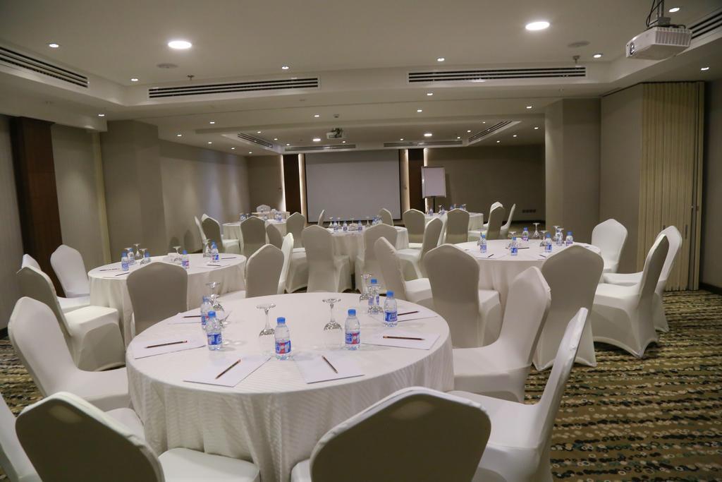 Continent Sumou Hotel Al Khobar Exterior foto